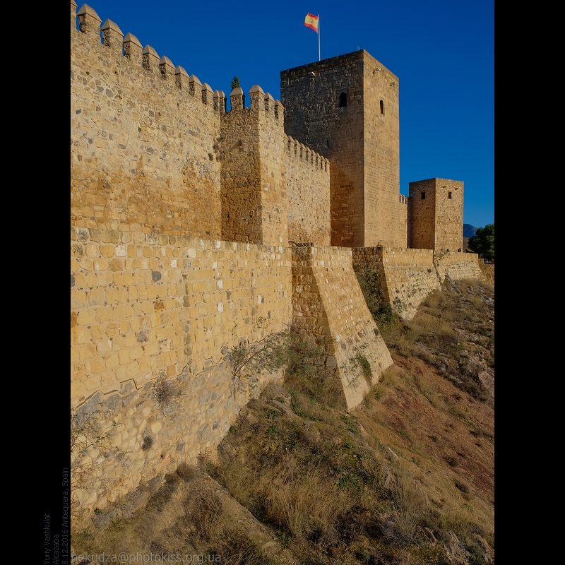 Крепость Алькасаба в Антекере